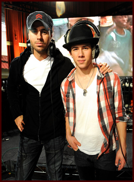 Enrique Iglesias & Nick Jonas